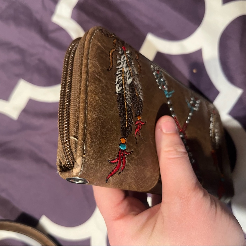 Boho Chic Brown Embroidered Shoulder Bag and Wallet Set - Picture 11 of 14